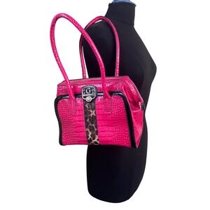 Guess Tennile Berry Embossed Faux Leather‎ Croc Handbag 
Y2K 8x10.5x5 RARE